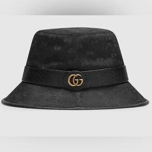 GG Canvas Bucket hat 100% authentic